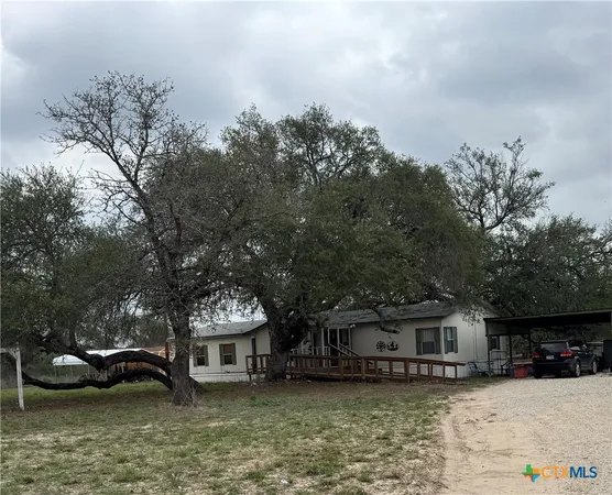 $259,000 | 263 County Road 7812, Natalia, TX 78059