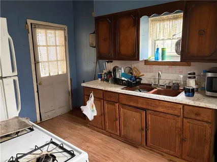 $100,000 | 831 Reynolds Avenue, Kansas City, KS 66101