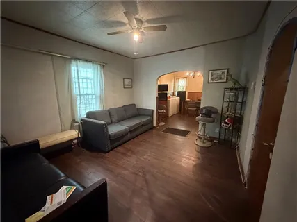 $100,000 | 831 Reynolds Avenue, Kansas City, KS 66101