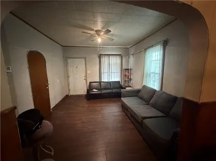 $100,000 | 831 Reynolds Avenue, Kansas City, KS 66101