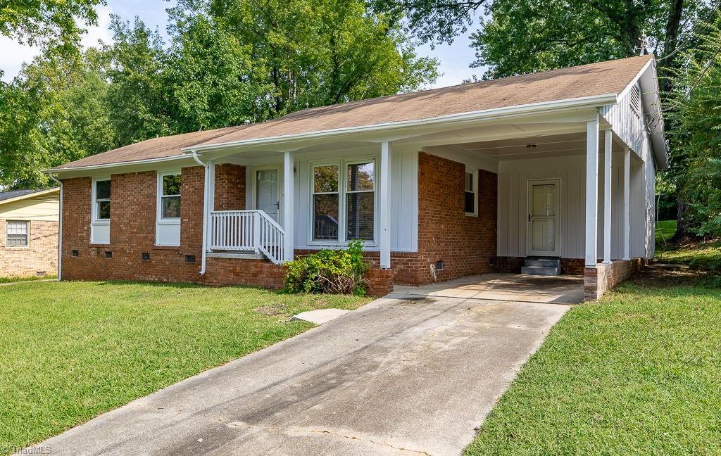 1604 Woodbriar Avenue Greensboro, NC 27405 - Photo 1 of 24
