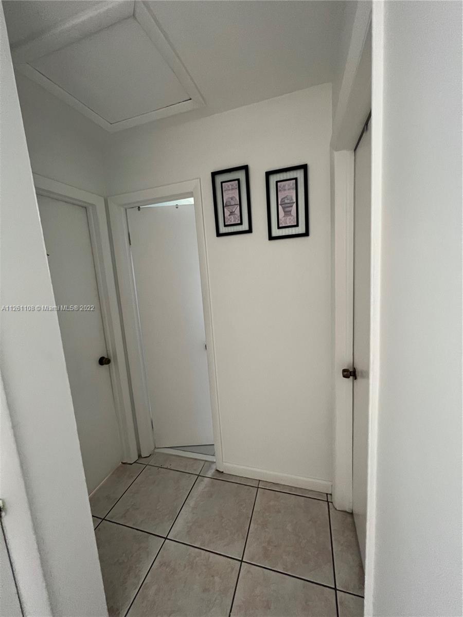 Kendale Lakes Miami, FL 33183 - Photo 13 of 26 a view of an empty room