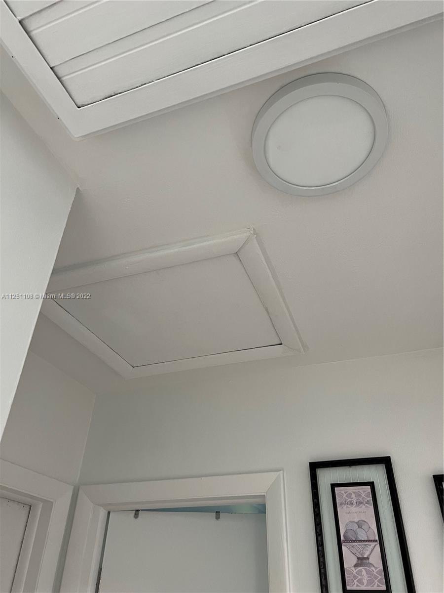 Kendale Lakes Miami, FL 33183 - Photo 20 of 26