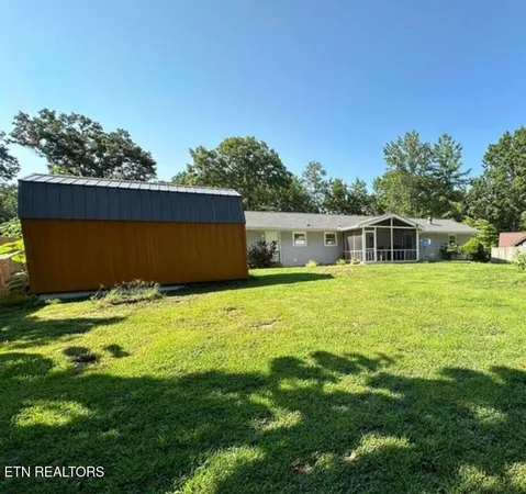 $378,500 | 102 Oakwood Drive, Clinton, TN 37716