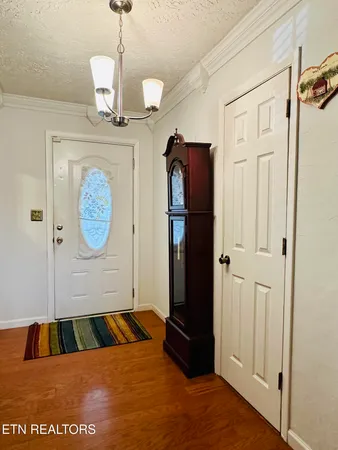 $378,500 | 102 Oakwood Drive, Clinton, TN 37716