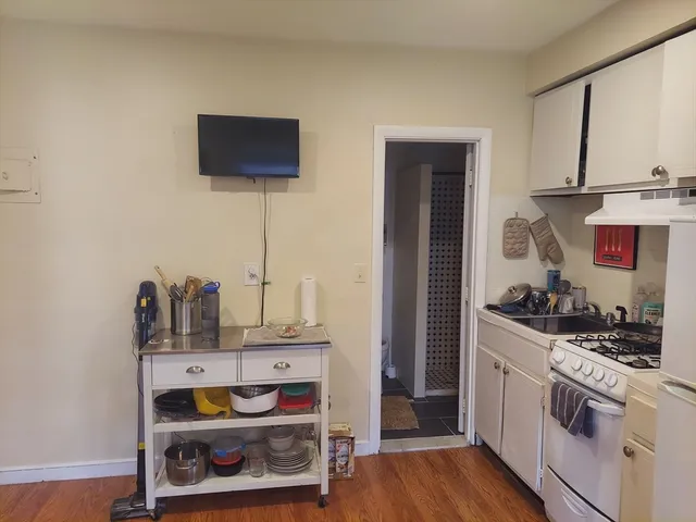 $2,900 | 107 Chandler Street, Unit 4R, Boston, MA 02116