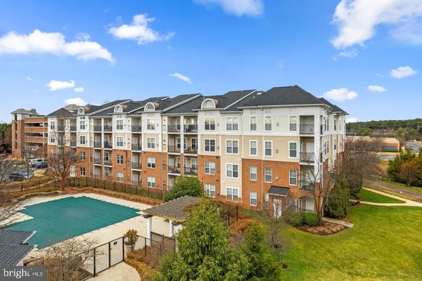 $315,000 | 3830 Lightfoot Street, Unit 223, Chantilly, VA 20151