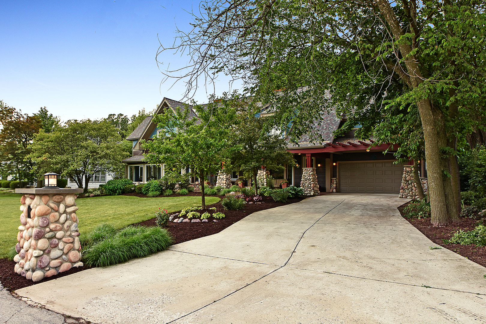 10 Cottage Row Midlothian, IL 60445 - Photo 3 of 39