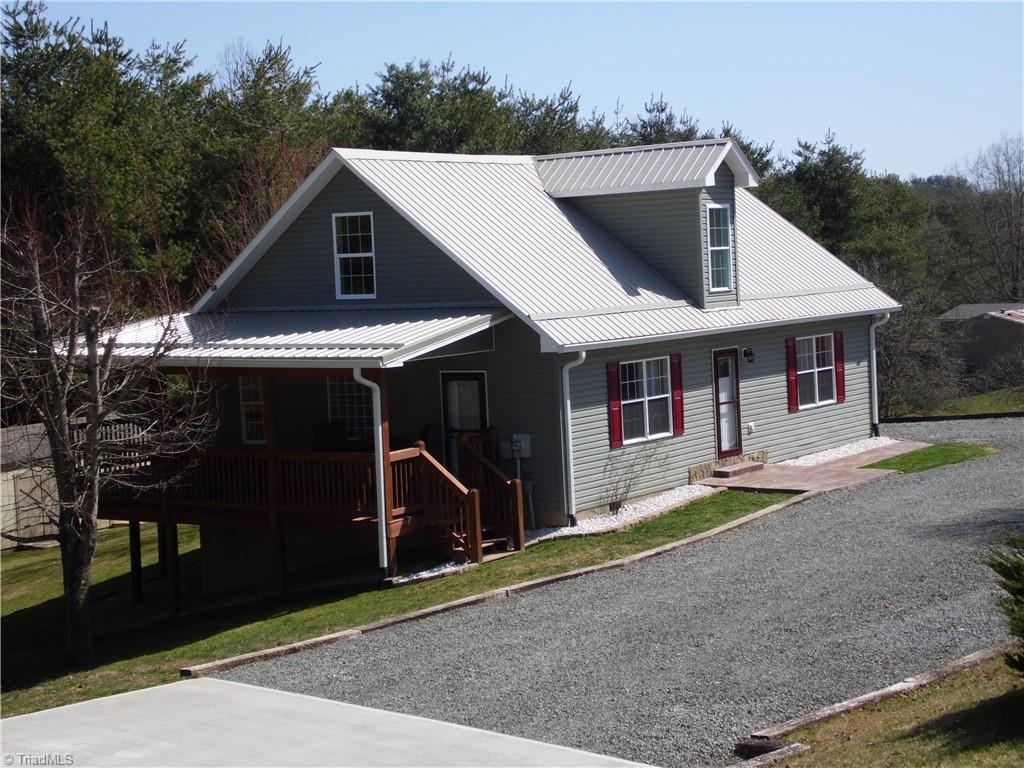 934 Lazy Branch Road Ennice, NC 28623 - Photo 39 of 48 Gallery Image 39