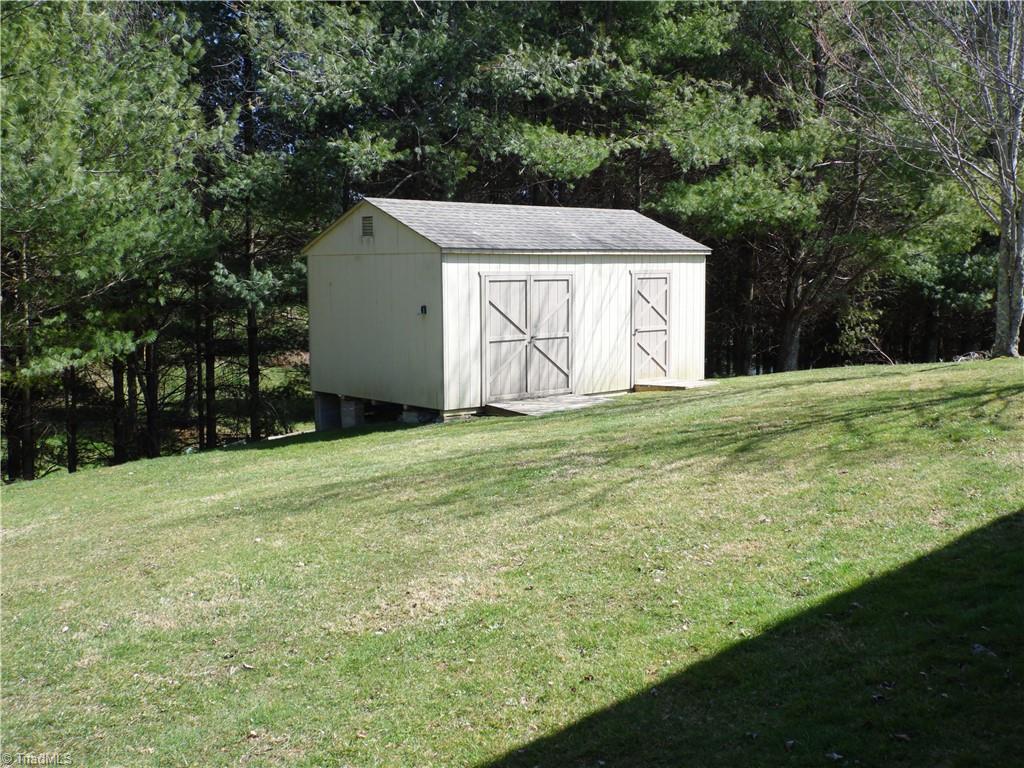 934 Lazy Branch Road Ennice, NC 28623 - Photo 44 of 48 Gallery Image 44