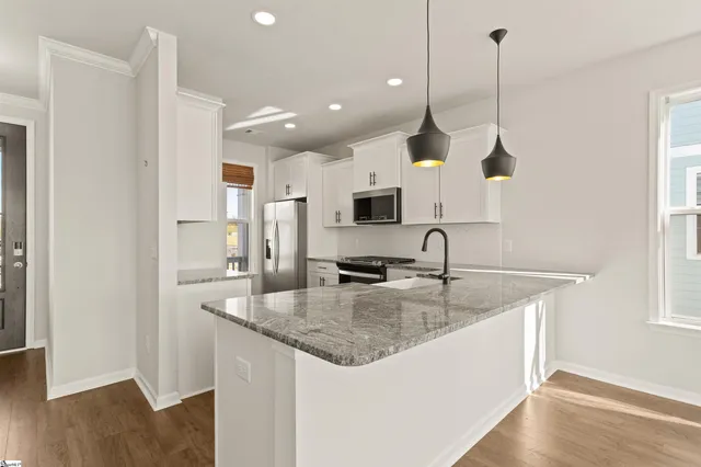 $330,000 | 116 Lewes Avenue, Simpsonville, SC 29681