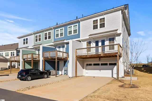 $330,000 | 116 Lewes Avenue, Simpsonville, SC 29681