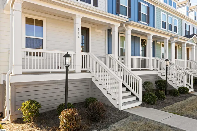 $330,000 | 116 Lewes Avenue, Simpsonville, SC 29681