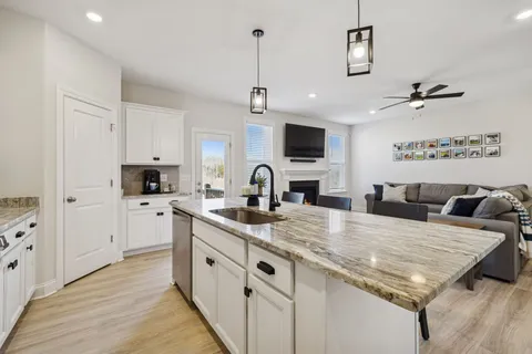 $630,000 | 335 Van Conder Place, Hendersonville, TN 37075