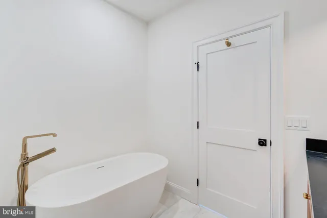 $2,250,000 | 2910 18th Street Northwest, Washington, DC 20009