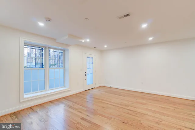 $2,250,000 | 2910 18th Street Northwest, Washington, DC 20009