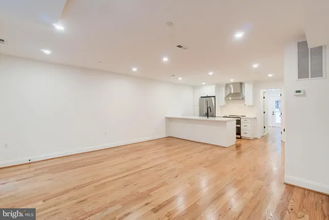 $2,250,000 | 2910 18th Street Northwest, Washington, DC 20009