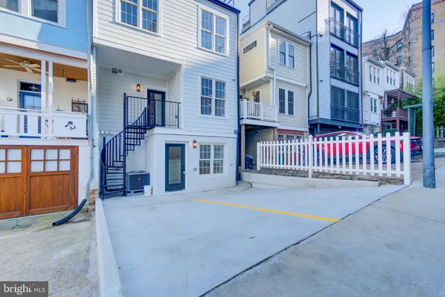 $2,250,000 | 2910 18th Street Northwest, Washington, DC 20009