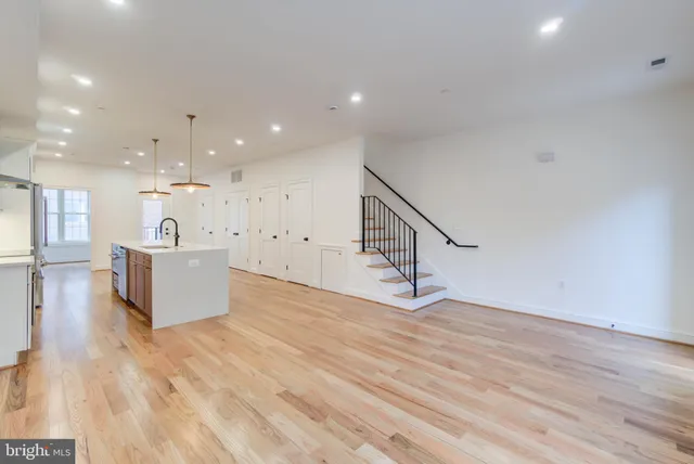 $2,250,000 | 2910 18th Street Northwest, Washington, DC 20009