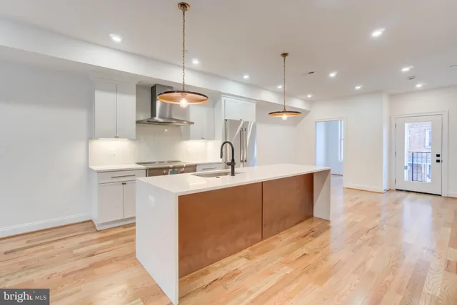 $2,250,000 | 2910 18th Street Northwest, Washington, DC 20009