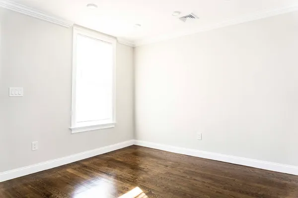 $2,750 | 75 Morris Street, Unit 1, Boston, MA 02128