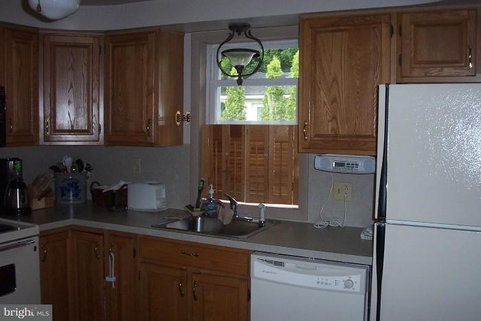 320 Owl Hill Road Lititz, PA 17543 - Photo 4 of 4