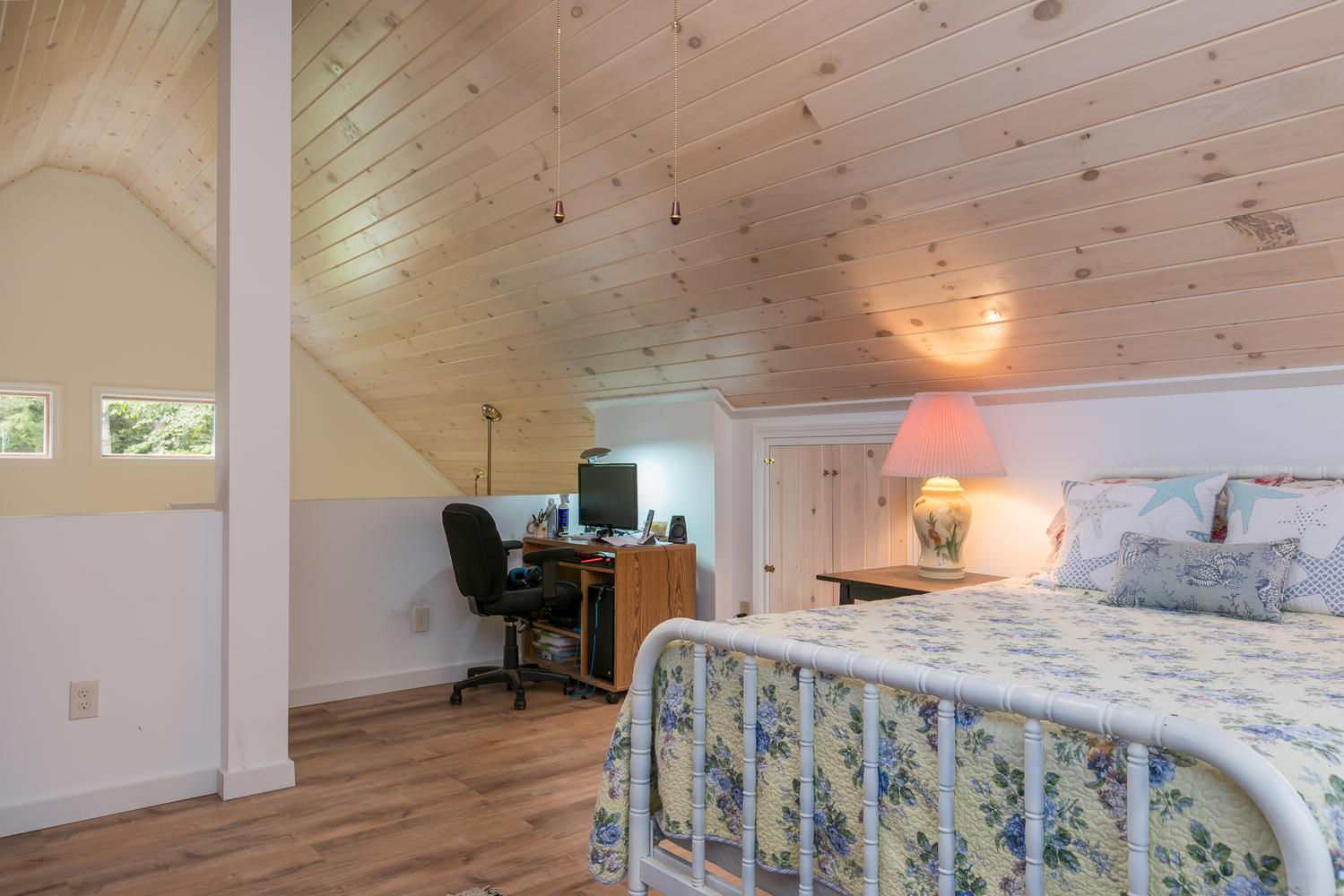 59 Tolman Road Portland, ME 04108 - Photo 25 of 41 59 Tolman Rd Peaks Island ME-large-025-0