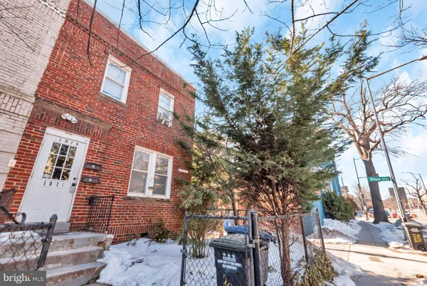 $725,000 | 1016 Irving Street Northwest, Washington, DC 20010