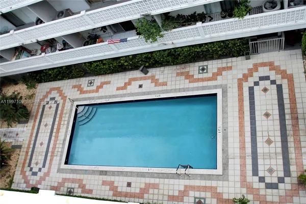 $2,095 | 1620 West Avenue, Unit 204, Miami Beach, FL 33139