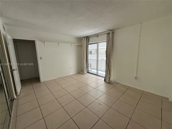 $2,095 | 1620 West Avenue, Unit 204, Miami Beach, FL 33139