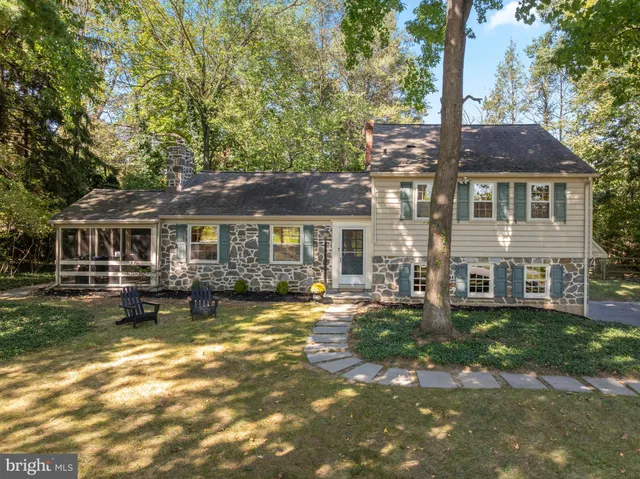 $825,000 | 675 Walker Road, Wayne, PA 19087