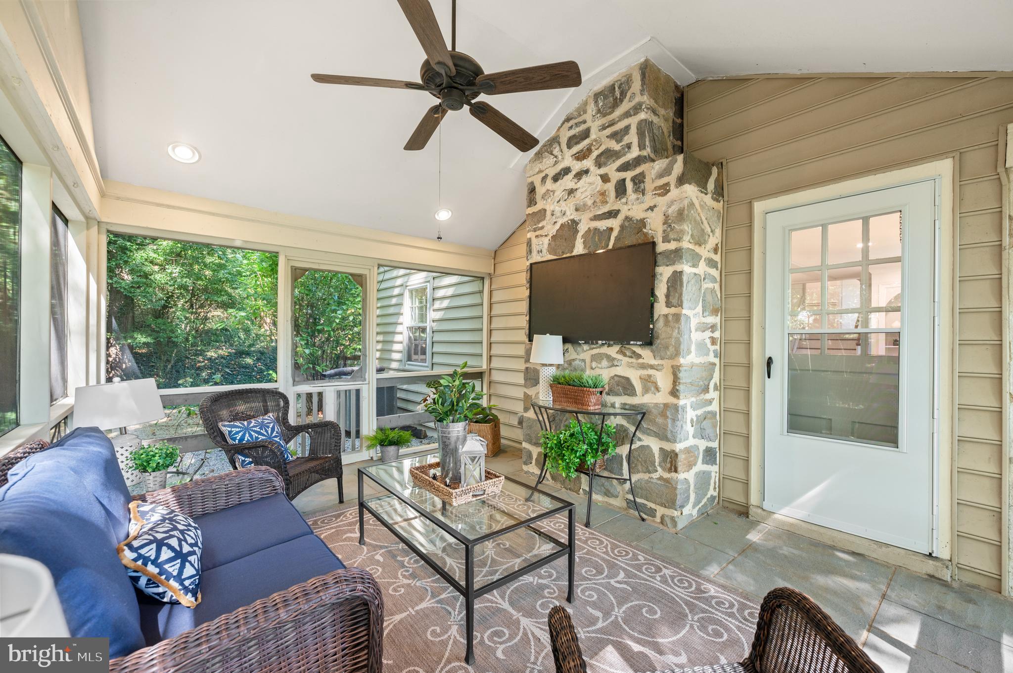 675 Walker Road Wayne, PA 19087 - Photo 29 of 38