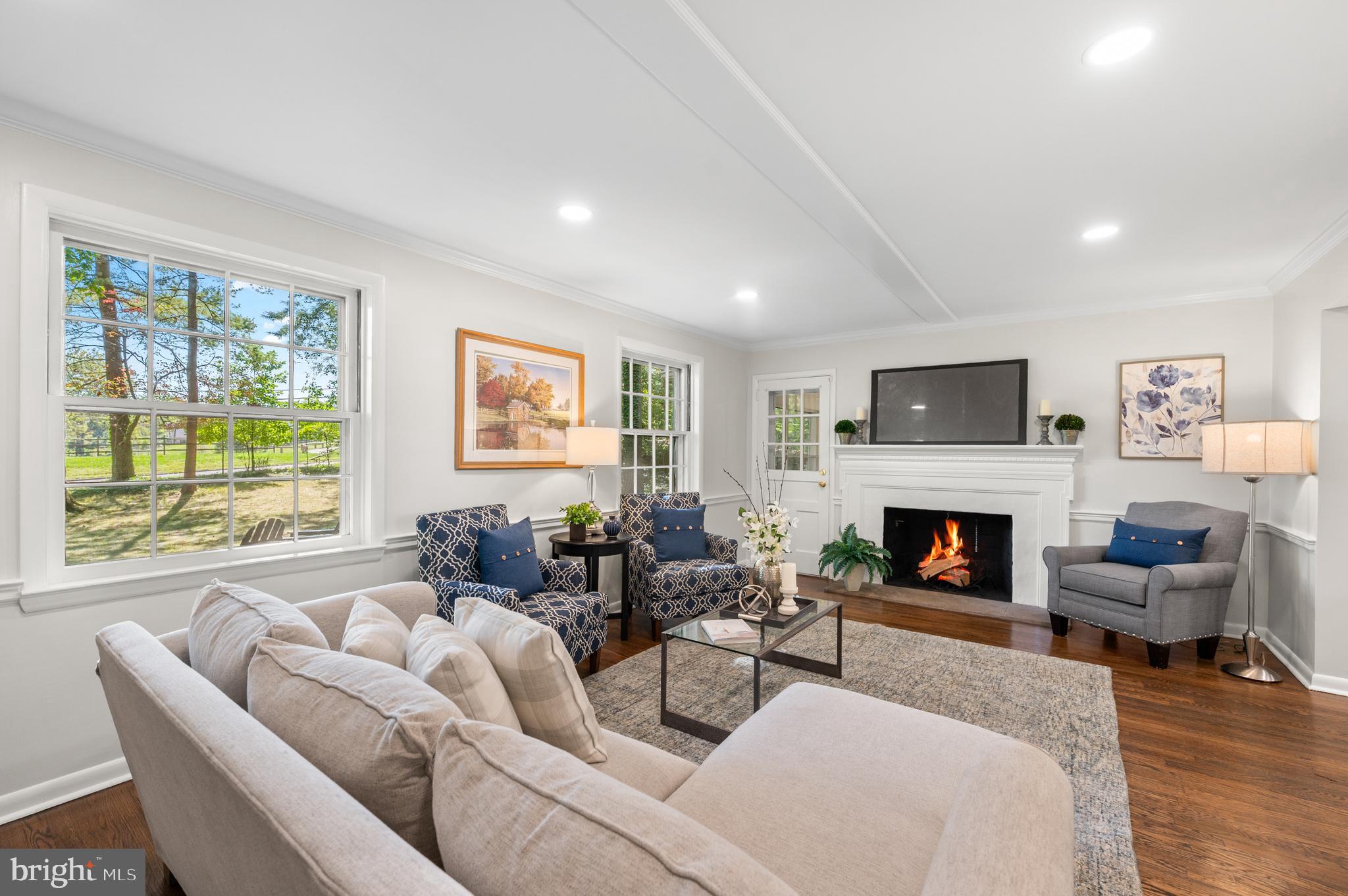 675 Walker Road Wayne, PA 19087 - Photo 4 of 38