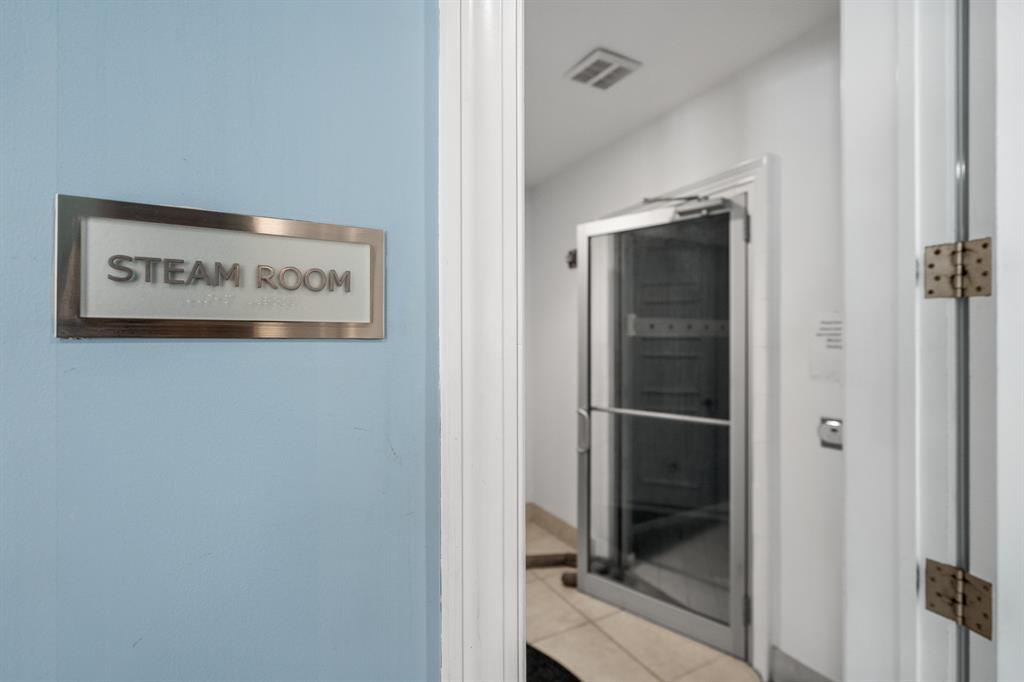 701 Southeast 21st Avenue, Unit 103 Deerfield Beach, FL 33441 - Photo 24 of 31 a view of a hallway