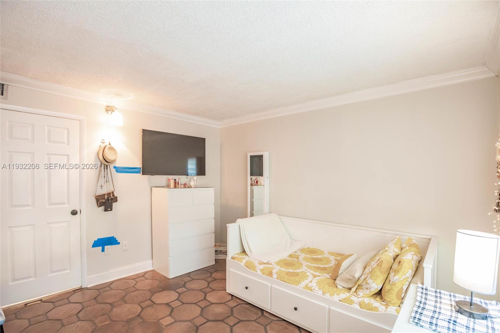 9404 Southwest 8th Terrace Miami, FL 33174 - Photo 24 of 41 a living room with a couch and a table