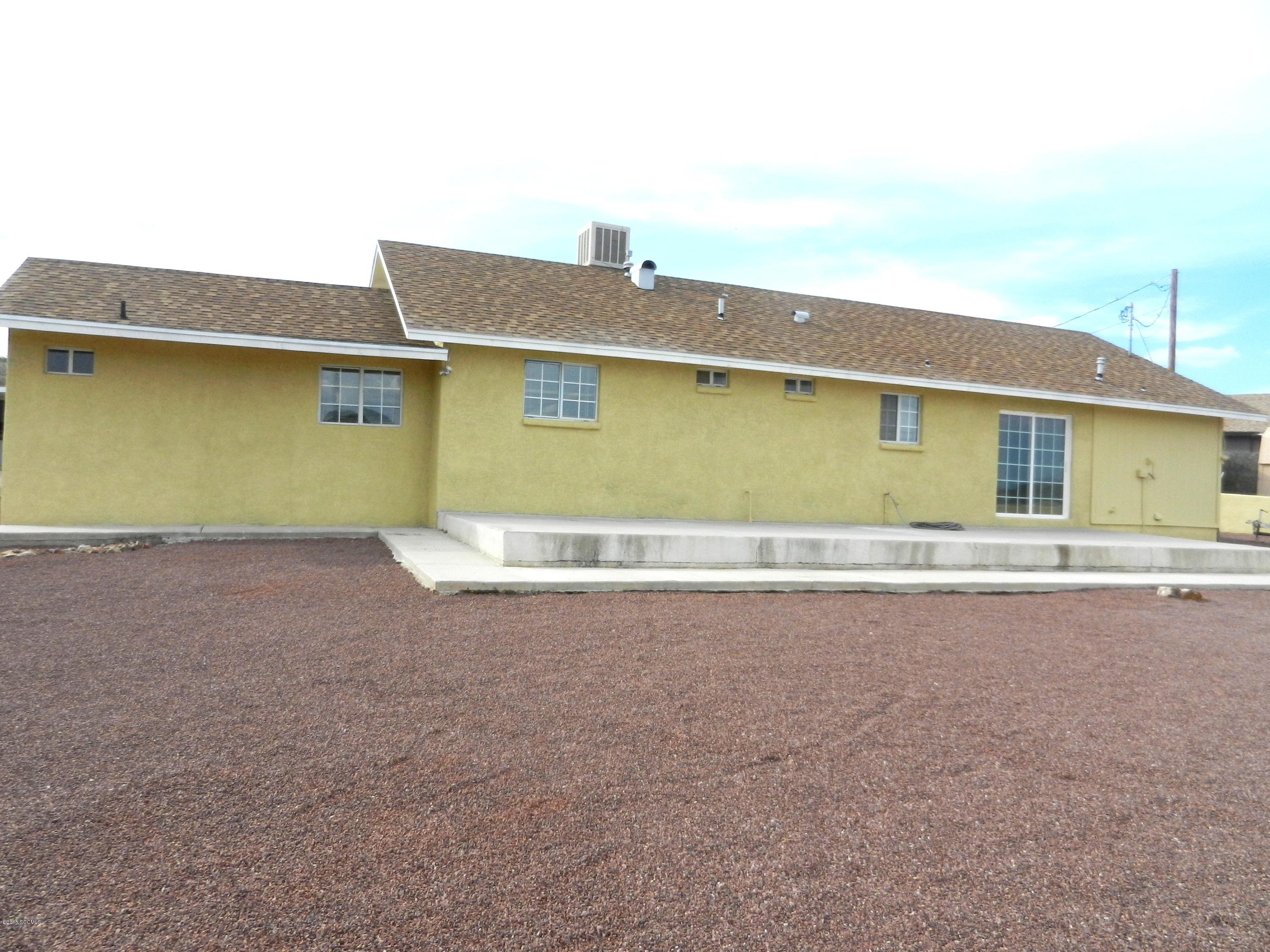 551 Valdez Court Rio Rico, AZ 85648 - Photo 4 of 16 Gallery Image 4