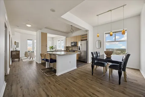 $325,000 | 3505 Sage Road, Unit 2810, Houston, TX 77056
