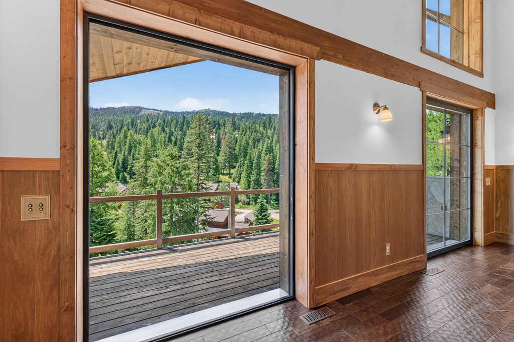 25 Haystack Court Donnelly, ID 83615 - Photo 15 of 77