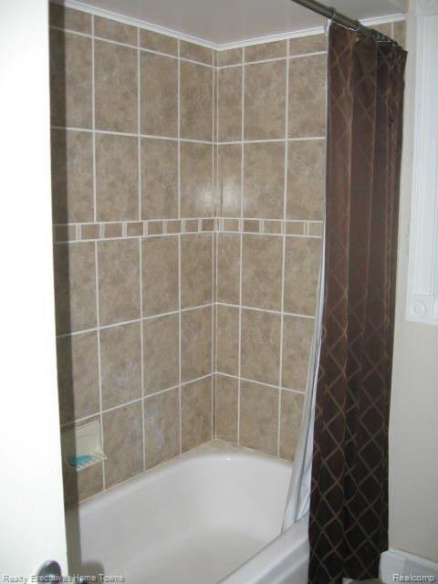 4921 Atkins Road North Street, MI 48049 - Photo 5 of 10 4921 Atkins bath