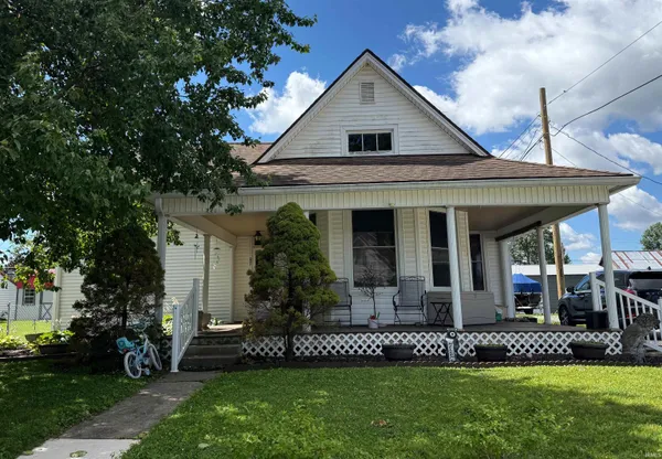 $240,000 | 221 East Washington Street, Galveston, IN 46932