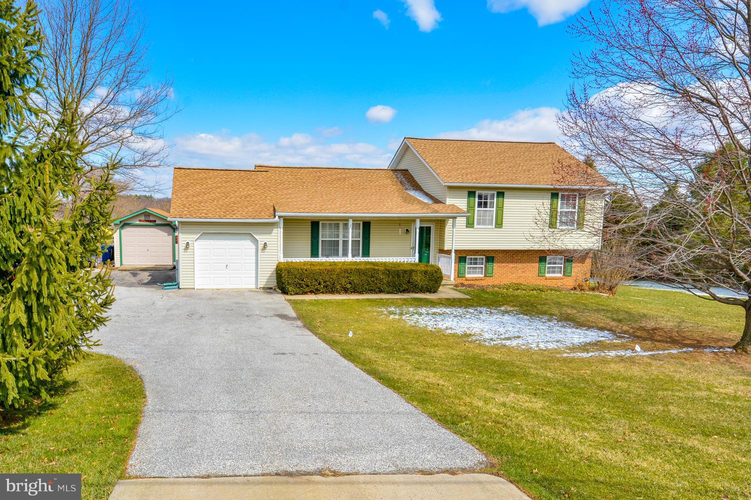 486 Stone Road Westminster, MD 21158 - Photo 1 of 30 Exterior (Front)