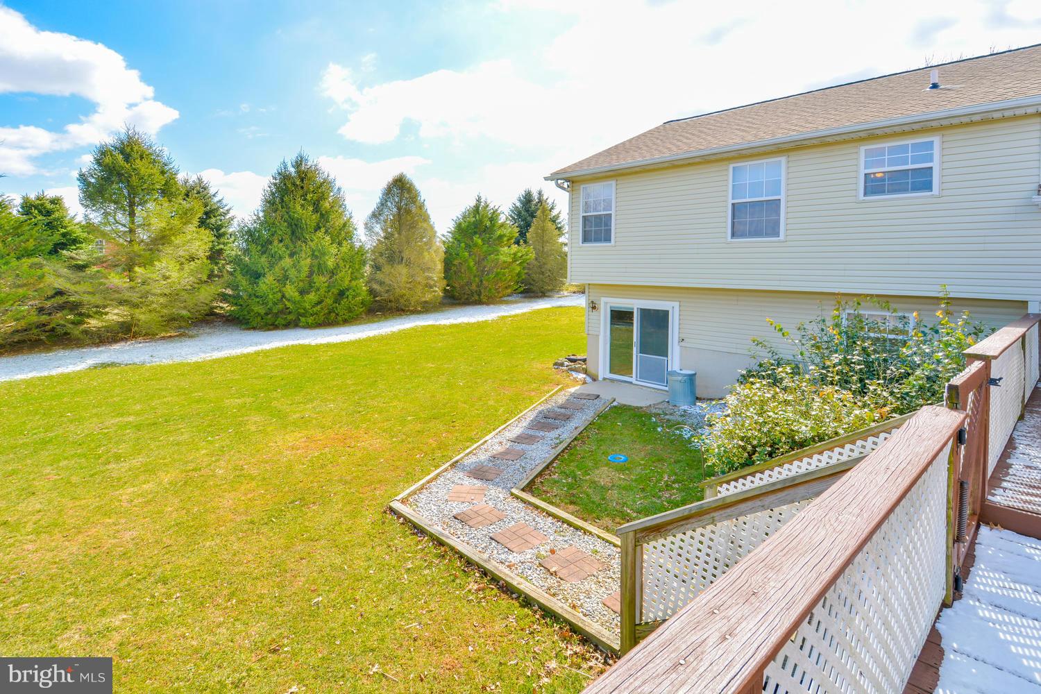 486 Stone Road Westminster, MD 21158 - Photo 26 of 30 Exterior (Rear)