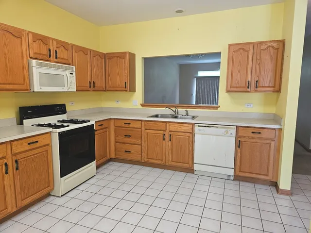 $245,000 | 20944 Blossom Lane, Plainfield, IL 60544