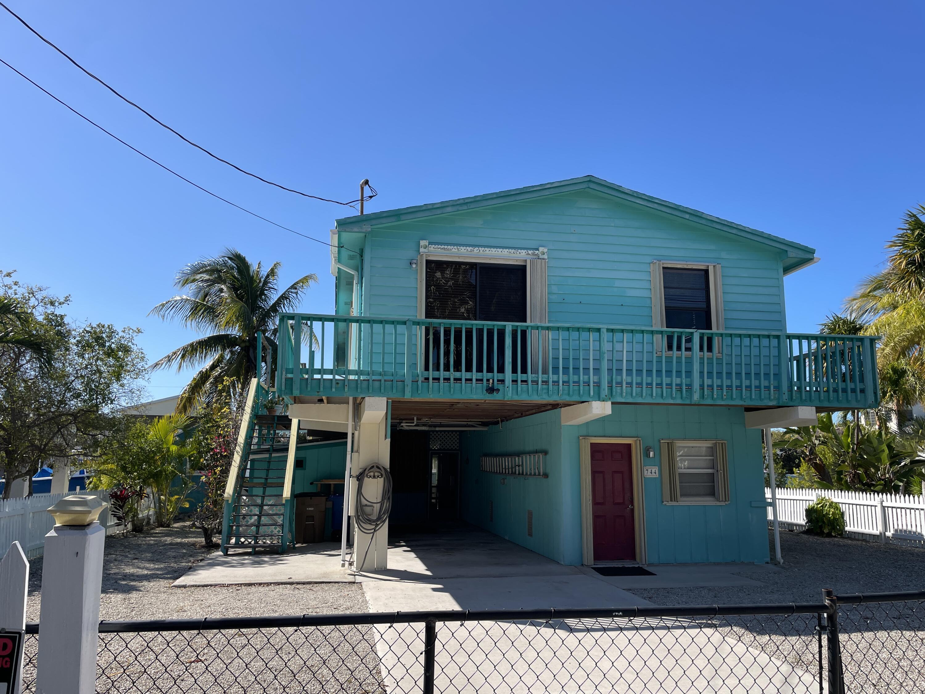 744 Blackbeard Road Summerland Key, FL 33042 - Photo 2 of 35 IMG_4152 (1)