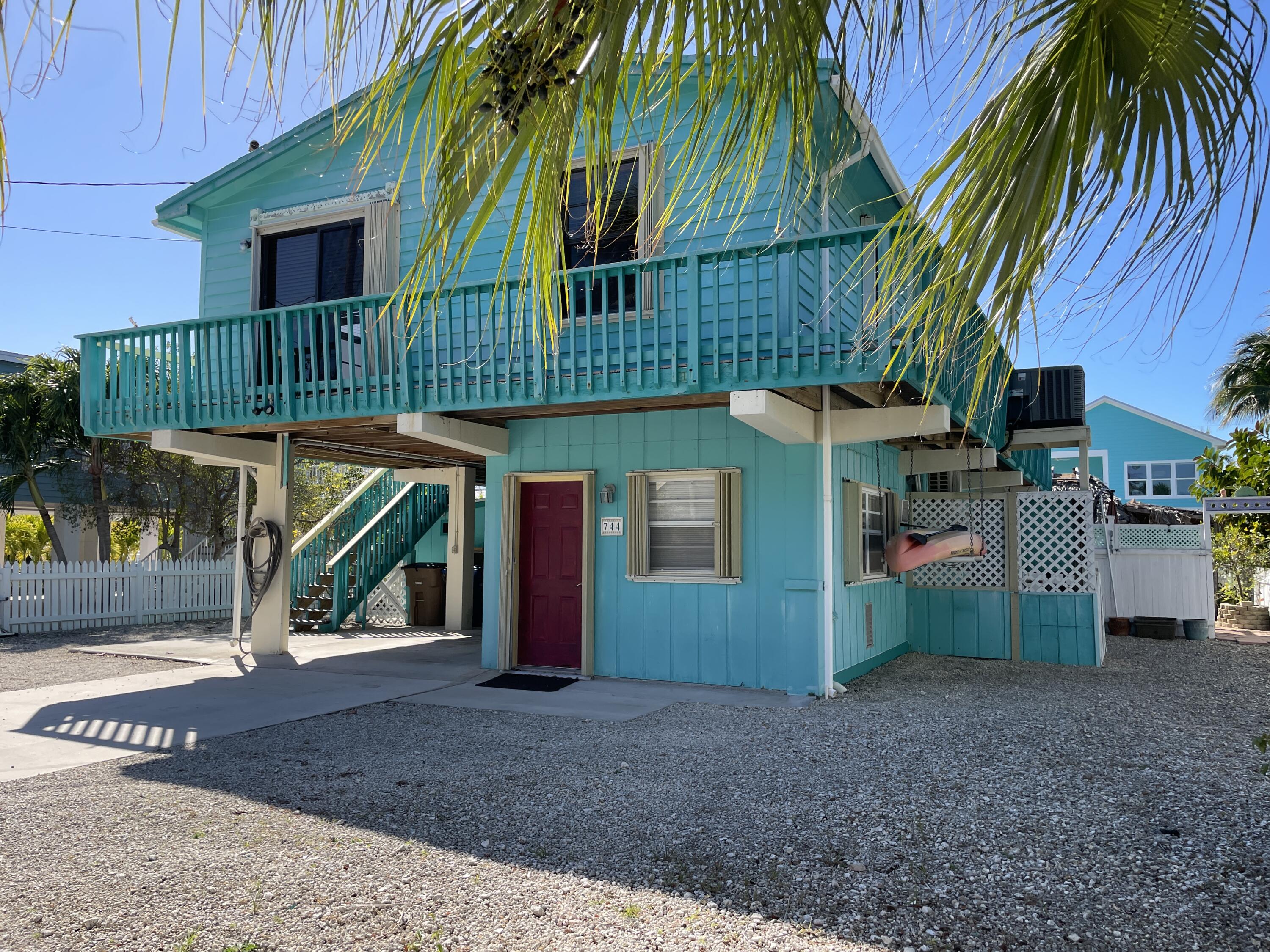 744 Blackbeard Road Summerland Key, FL 33042 - Photo 3 of 35 IMG_4154 (1)