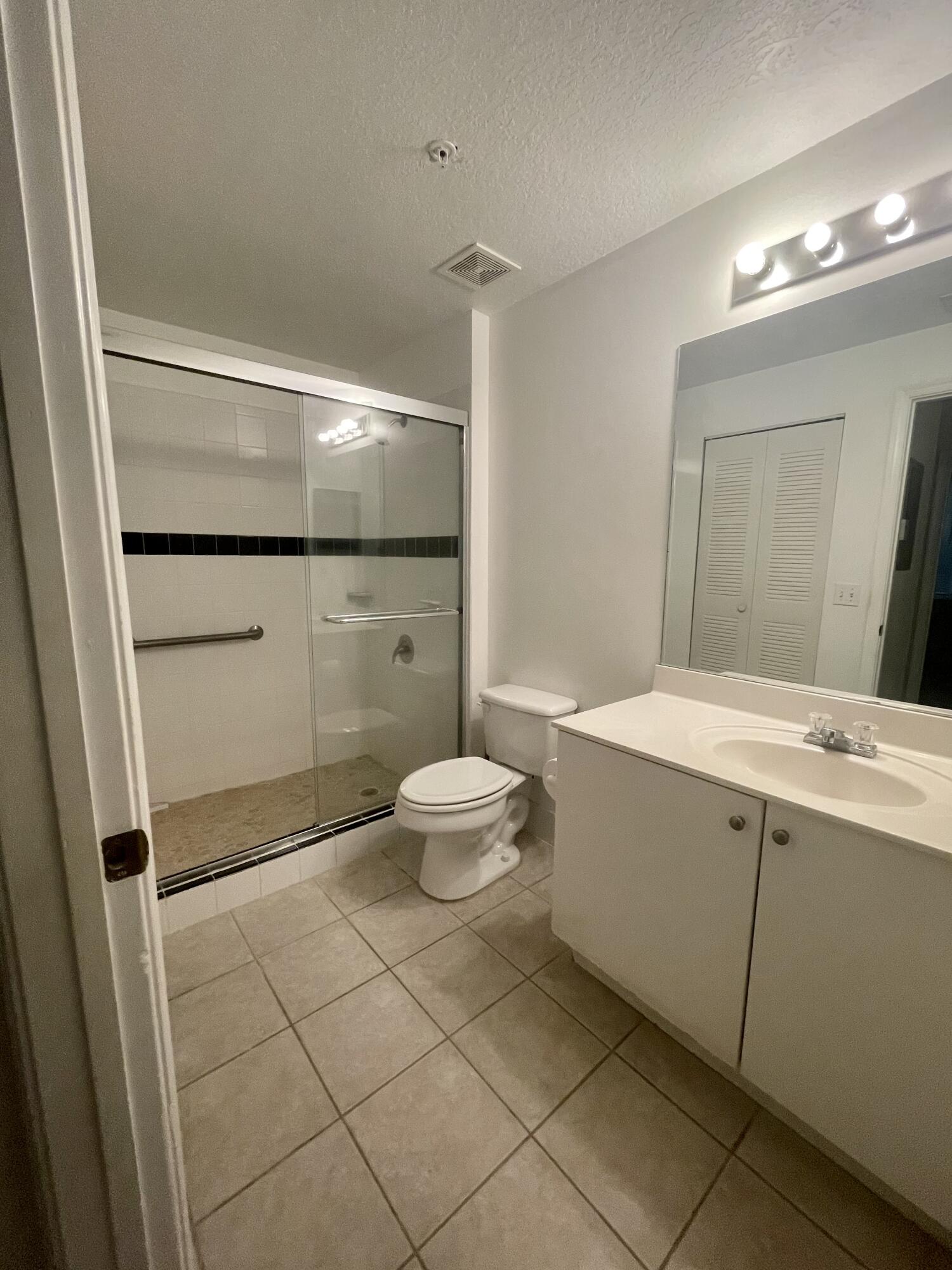 4812 Central Boulevard, Unit 15 Jupiter, FL 33458 - Photo 11 of 11 IMG_1524
