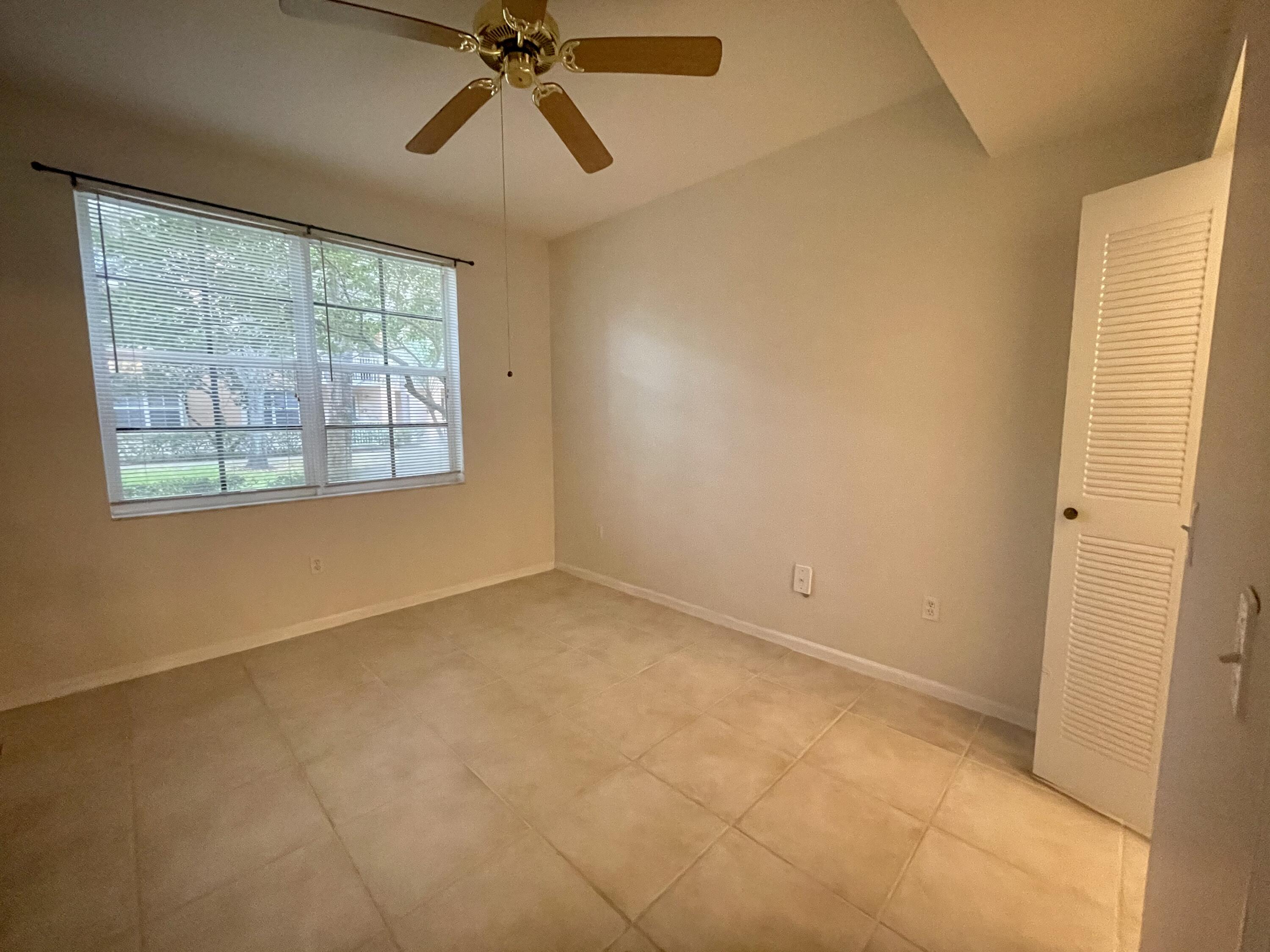 4812 Central Boulevard, Unit 15 Jupiter, FL 33458 - Photo 10 of 11 IMG_1526