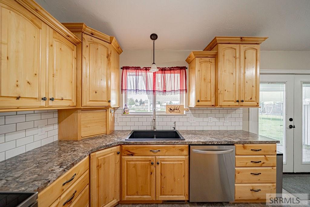 4 North 3700 East Rigby, ID 83442 - Photo 8 of 68