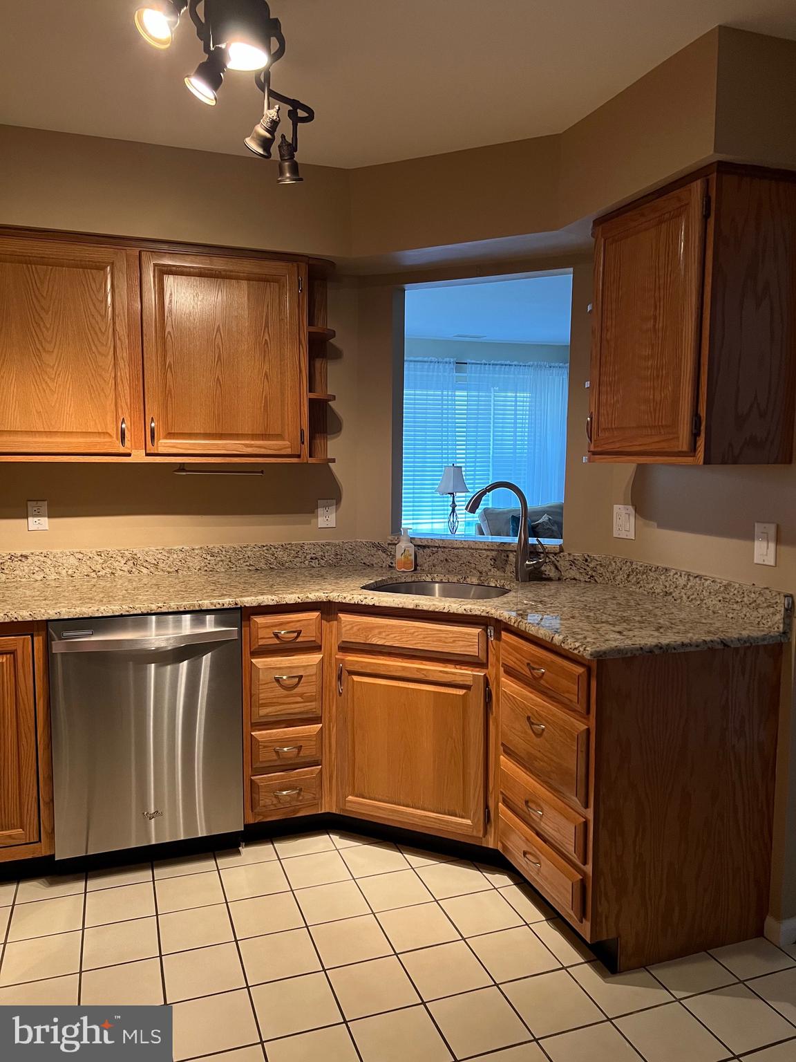 1203 Wharton Road Mount Laurel, NJ 08054 - Photo 7 of 30