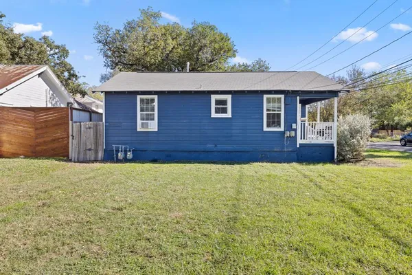 $4,995 | 1202 East 29th Street, Austin, TX 78722